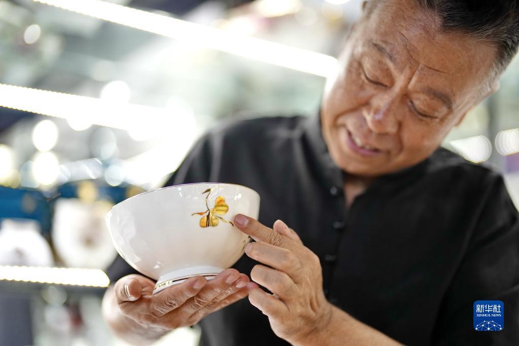 诈金花游戏载